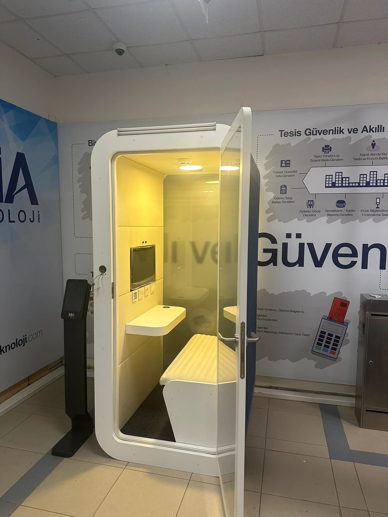 Mia Teknoloji akustik çalışma kabinleri referansı